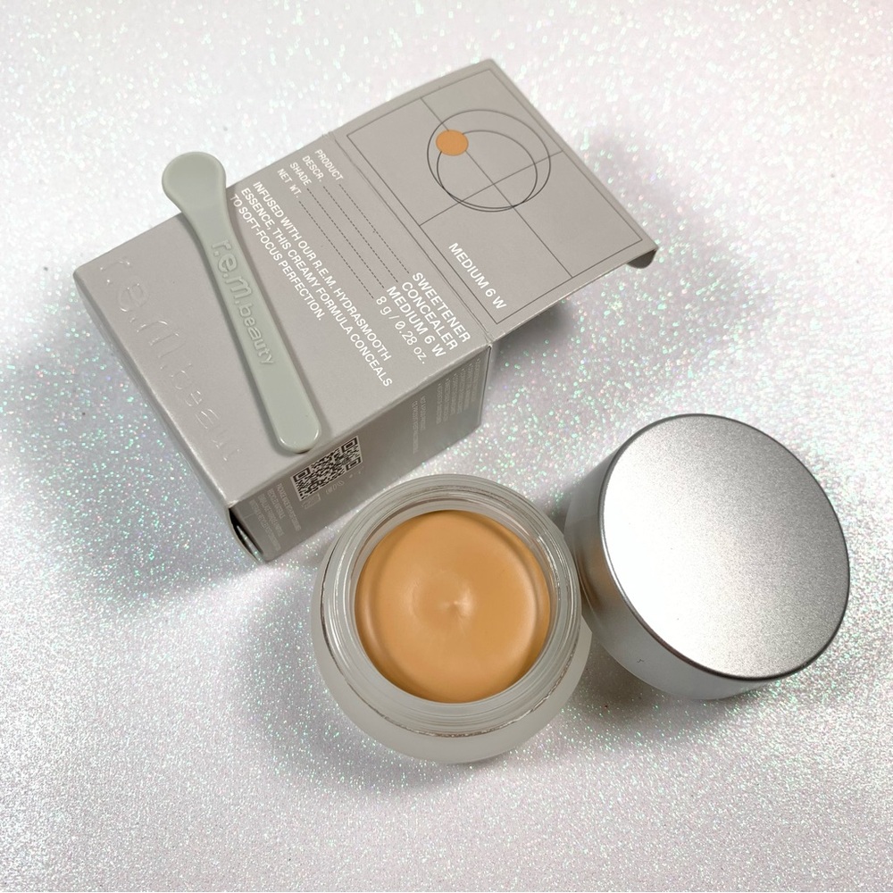 Rem Beauty Sweetener Concealer Medium 6 W BNIB